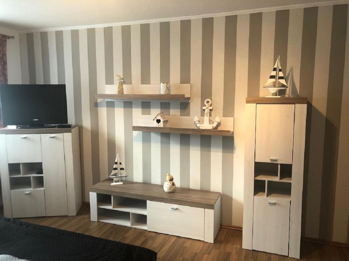 Ferienwohnung Neustrelitz Ngoại thất bức ảnh