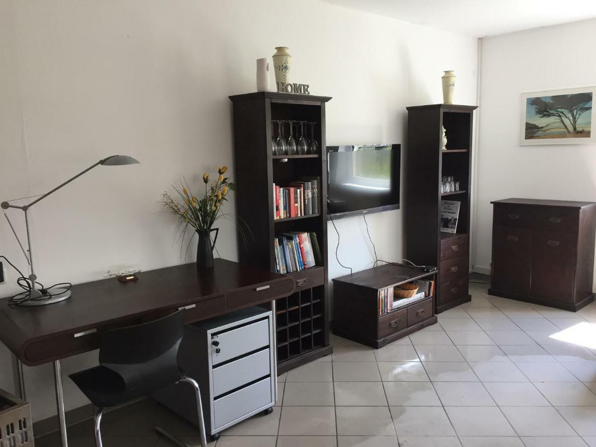 Ferienwohnung Neustrelitz Ngoại thất bức ảnh